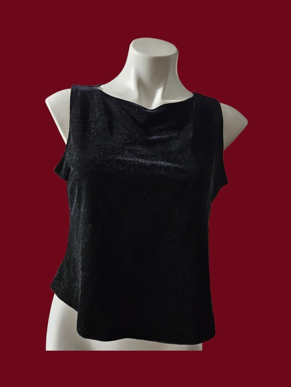 R&K Black Velvet Sleeveless Camisole